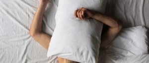 Begini Cara Mengatasi Ketindihan Ketika Tidur