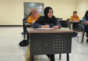 Jurusan Kuliah yang Akan Membekalimu Menjadi Profesional Bisnis Siap Bersaing Secara Global